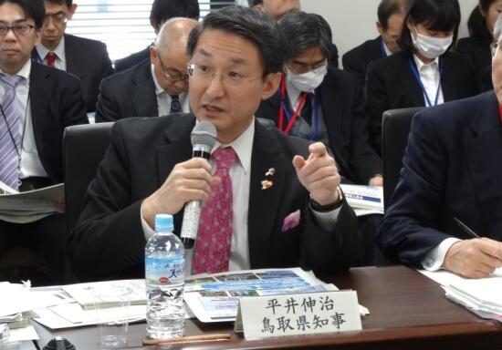 画像：意見を述べる平井全国知事会副会長（鳥取県知事）